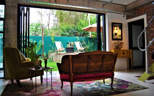 The Bright House Villa