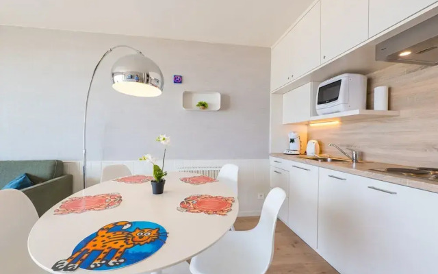 Charming Studio With sea View in Middelkerke