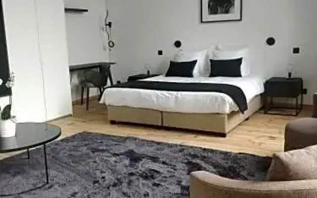 The wise house