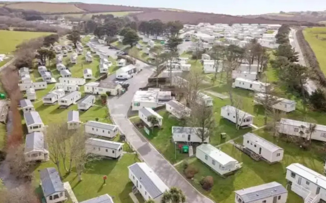 Hakuna Matata Holiday Homes - Accessible Caravan