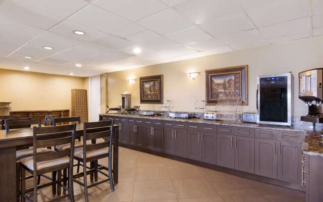 SureStay Hotel by Best Western St. Pete Clearwater Airport