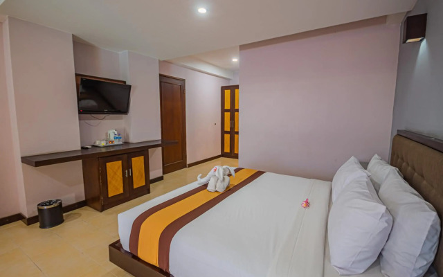 Grand Santhi Hotel