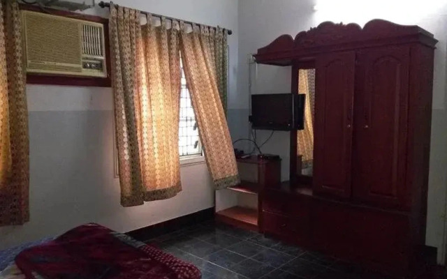 Hotel Ayodhya