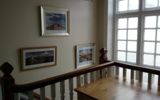Robertsbrook Guest House