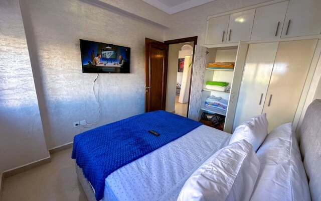 Luxury & Clean close to the Sea