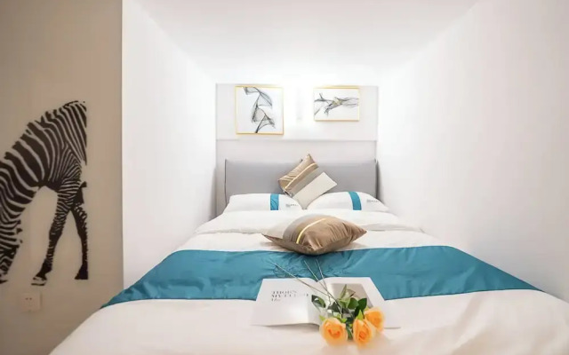 Shanghai Hills & Wanye Spacious Family Suites