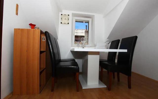 Apartment Lea