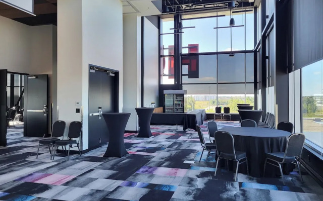 Grand Hôtel TiMES Blainville - Mirabel