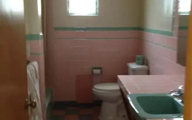Motel Town House