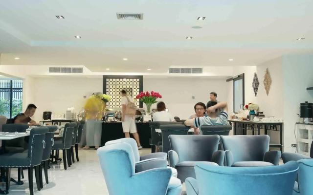 Iconic Hotel Chatuchak