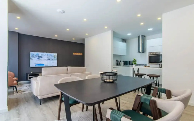 Fantastic 3BR in Usaqu n