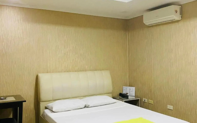 OYO 700 Pj Inn Hotel