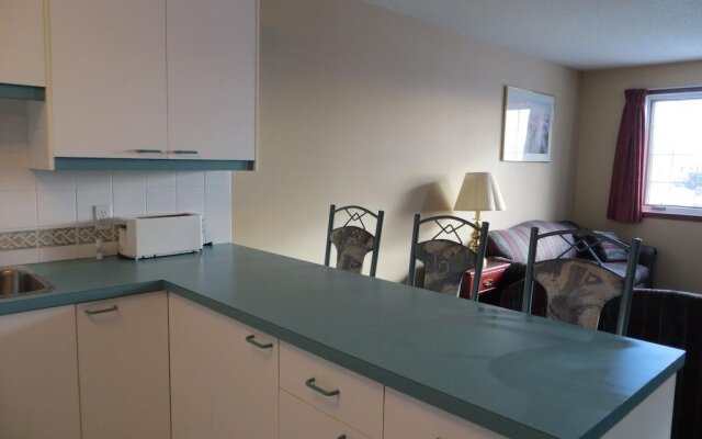 Travelodge by Wyndham Lacombe