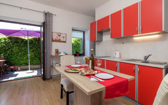 Stunning Apartment in Pobri With Wifi
