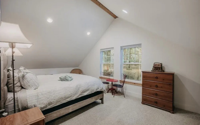 12gs - Bbq - Wifi - Dishwasher - Sleeps 4 2 Bedroom Home by RedAwning