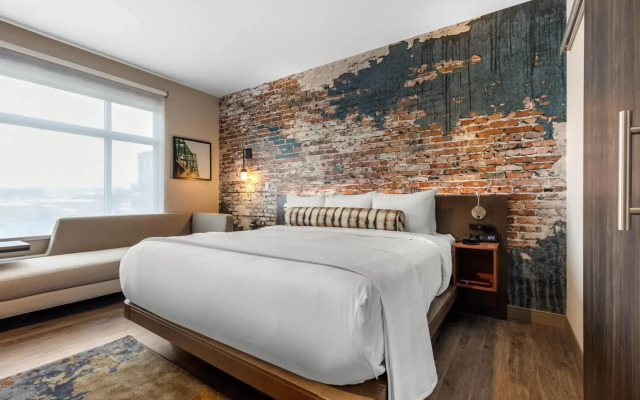 Cambria Hotel Omaha Downtown