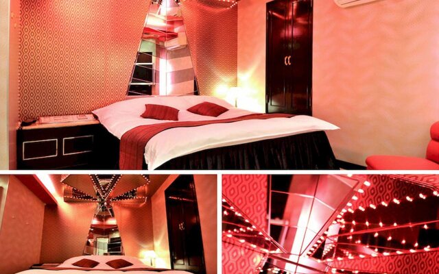 Hotel Ibaraki Charles Perrault no Shiroi Chapel - Adult Only