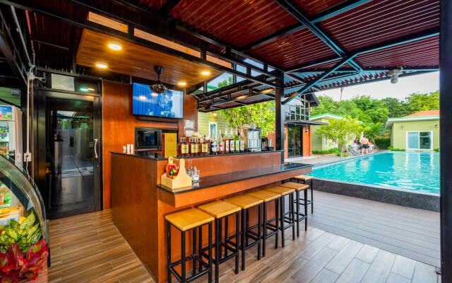 Sky Hip Resort