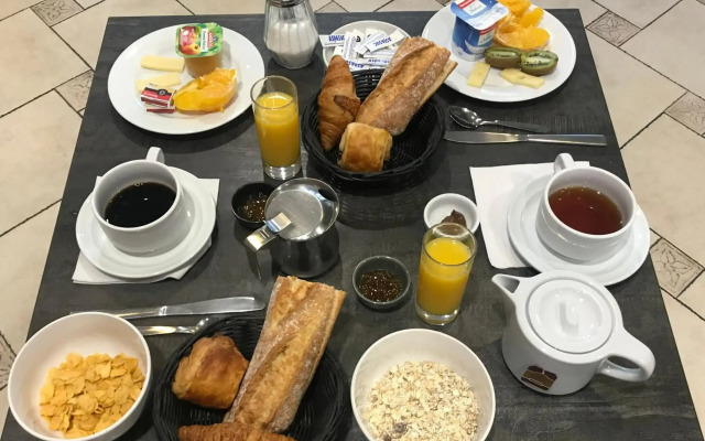 Le Strasbourg Hotel