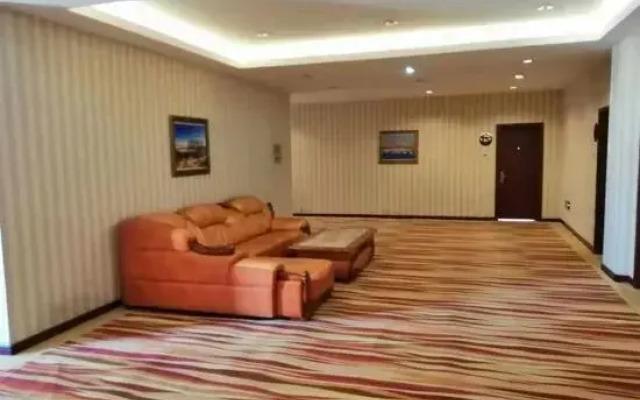 Zhenglanqi Chahar Business Hotel