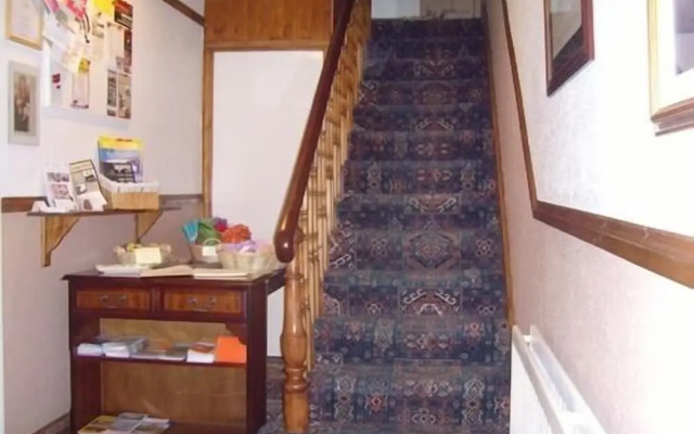 Ellie's Guest House