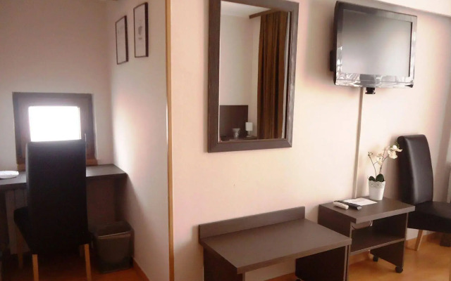 Hotel Divan