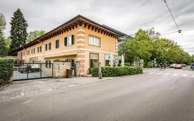 Blue flat-neu, bei KF UNI-inkl Parkplatz