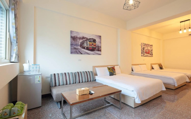 Happiness Yes Hostel