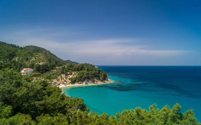 Armonia Bay Hotel
