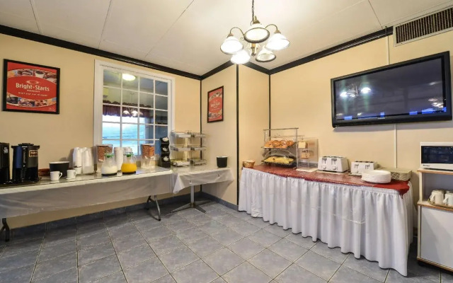 Canada's Best Value Inn & Suites