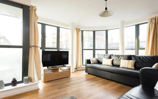 Platinum Apartments in Southwark 9992