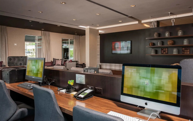 Courtyard by Marriott Boston Littleton