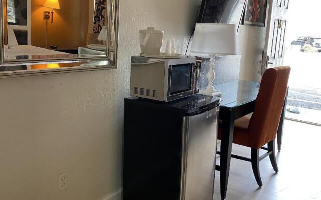 Budget INN At The Heavenly Gondola