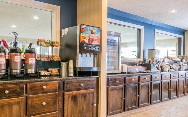 Quality Inn Grand Blanc - Flint South