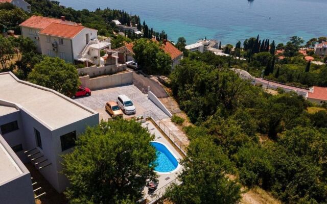 Holiday Home Nest