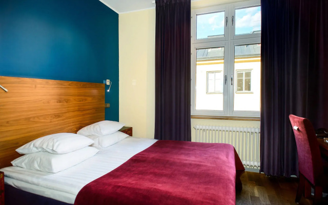 Rex Hotel