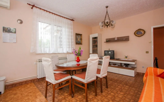 Žana - Close to Beach - A1 Veliki