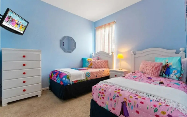 2678 Manesty Lane