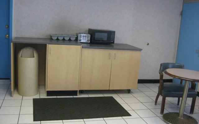 Regency Inn of Naperville