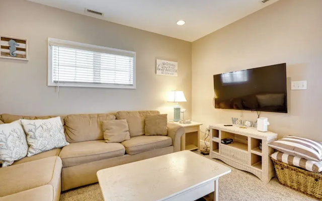 Wildwood Vacation Rental: Walk to Beach Access!