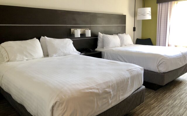 Holiday Inn Express Hotel & Suites Great Barrington, an IHG Hotel