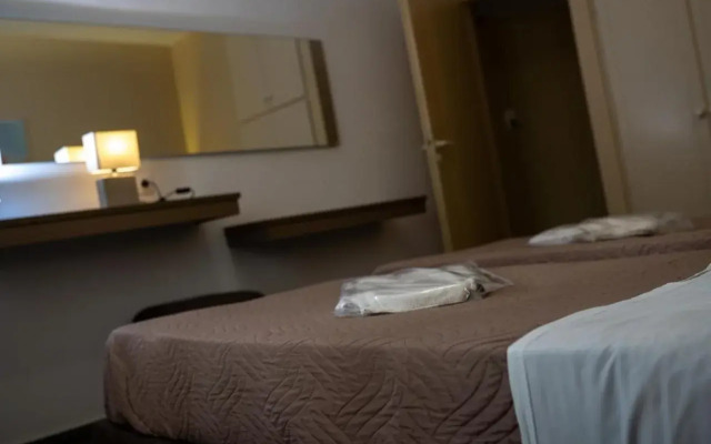 Ekavi Hotel