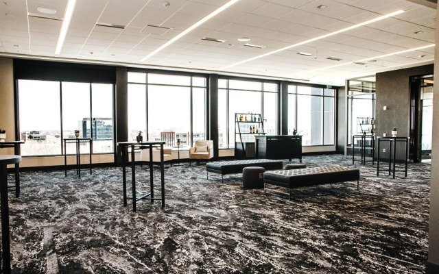 AC Hotel by Marriott Columbus Downtown
