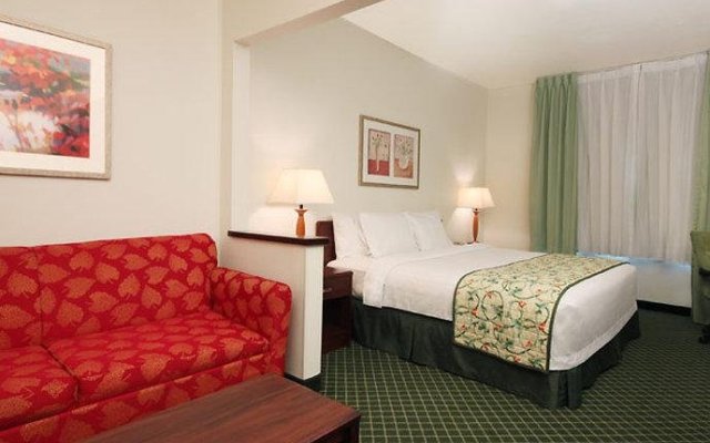 Fairfield Inn by Marriott Tracy