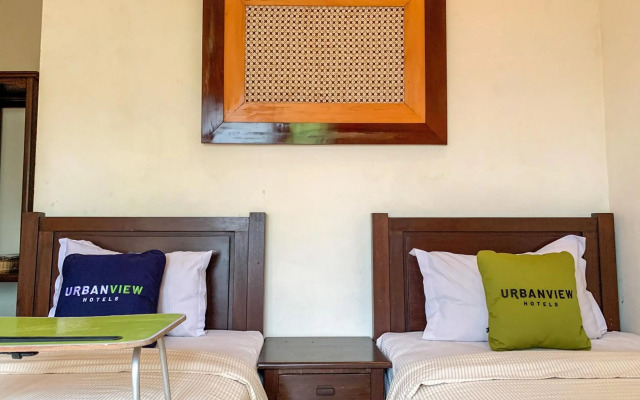 OYO 261 Sasono Putro Guest House