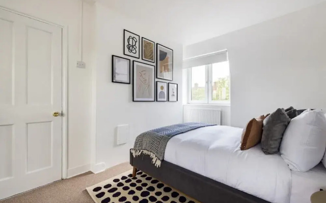 The Vauxhall Bolthole - Elegant and Bright 2bdr Flat