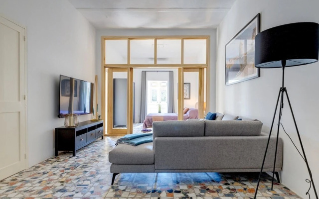Contemporary Apartment Close to Valletta