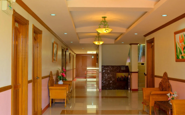 Sea Jewel Beach Resort Puerto Galera