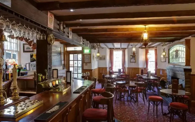 Wellington Hotel