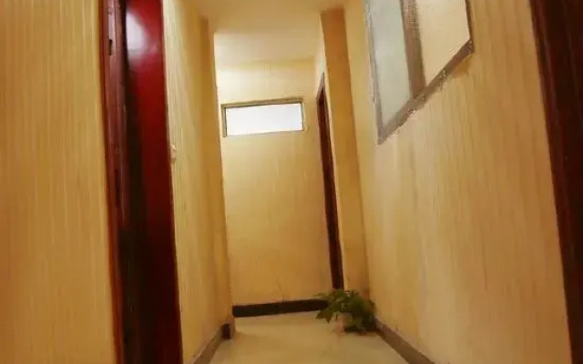 Wudangshan IKEA Hotel (Yuxugong Pedestrian Street)